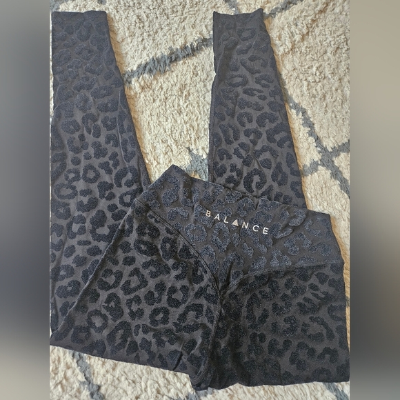 Balance Athletica Pants - Balance Athletica Lux Panther Legging Small